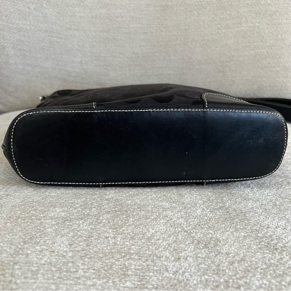 VTG Coach Black Canvas Signature Monogram Crossbody Bag White Stitching K2K-6347 - Picture 4 of 15